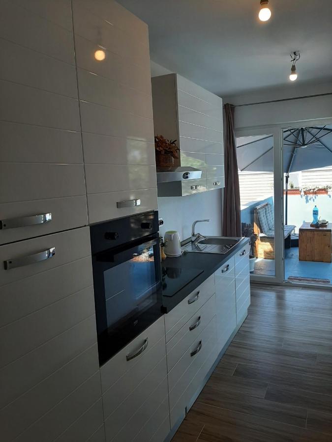 Apartments Borna Drage Exterior photo